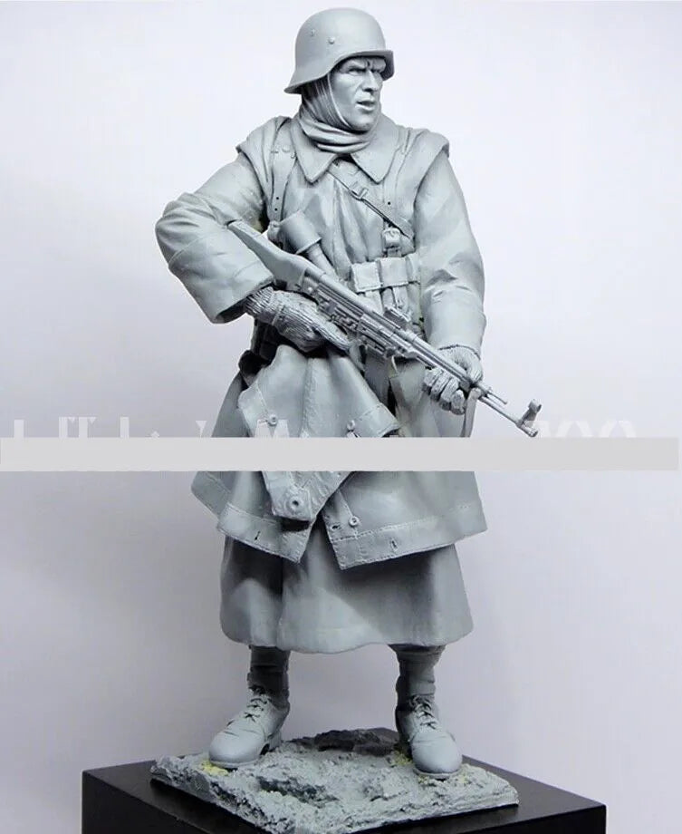 1/9 WWII German Wehrmacht Soldier, Resin Model Figure Kit, Unassembled and Unpainted
