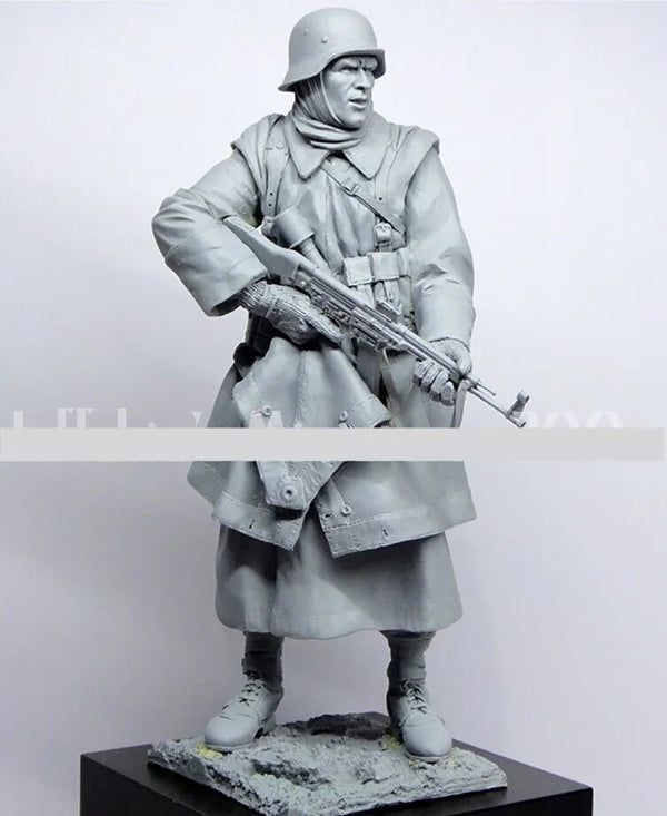 1/9 WWII German Wehrmacht Soldier, Resin Model Figure Kit, Unassembled and Unpainted