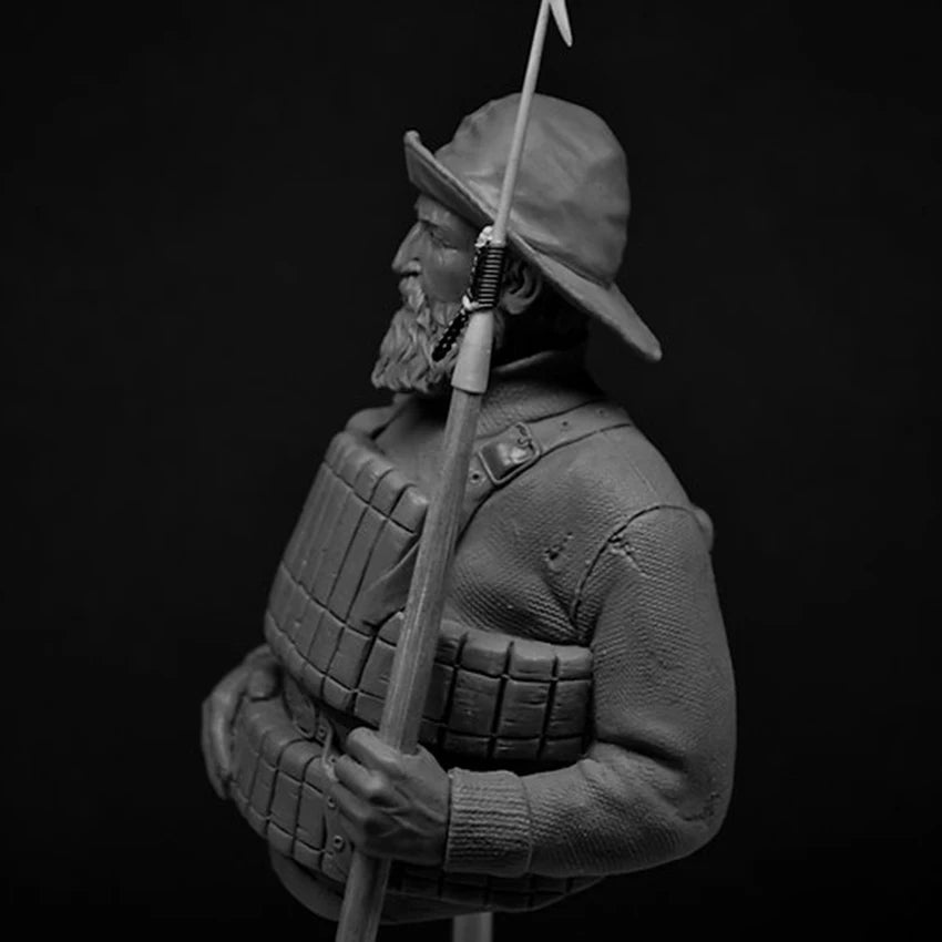 1/10 WWI Russian Infantryman with Mosin-Nagant, Resin Model Bust Kit, Unassembled and Unpainted