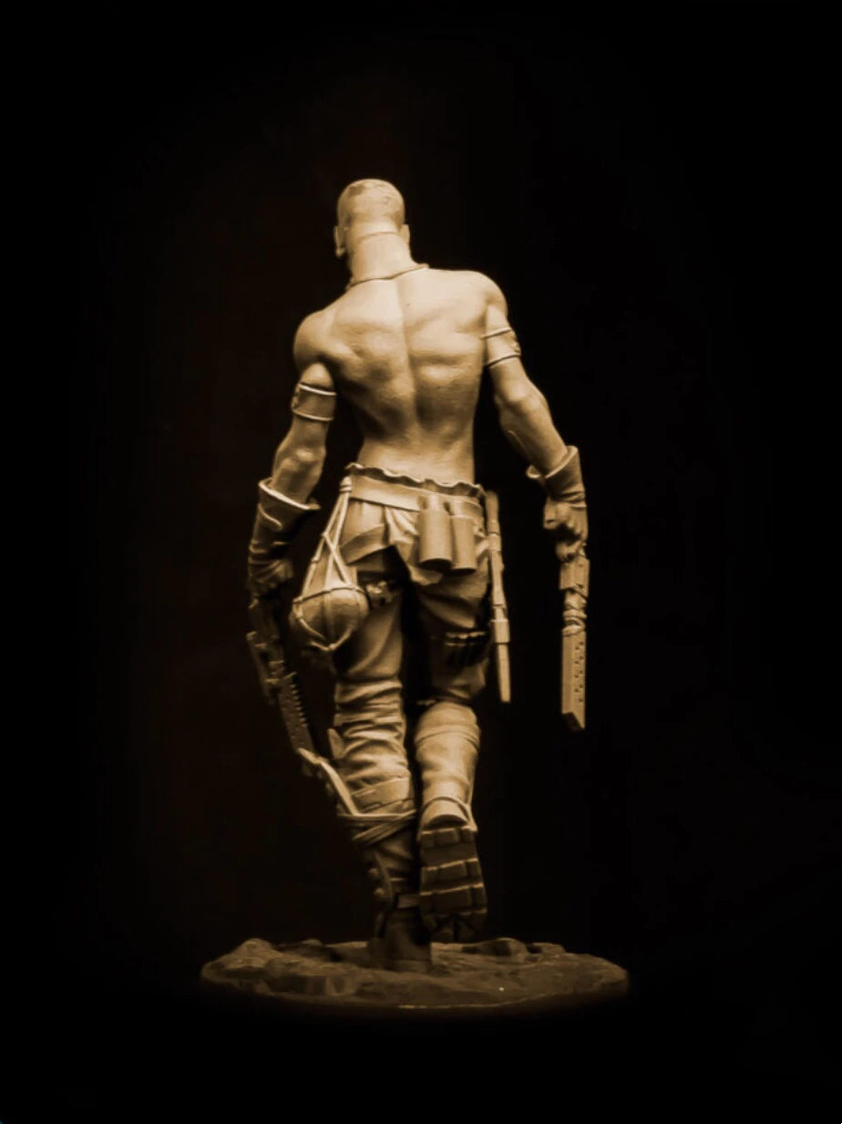 1/24 Modern Shirtless Commando with Shaved Head and Dual Blades, Resin Model Figure Kit, Unassembled and Unpainted