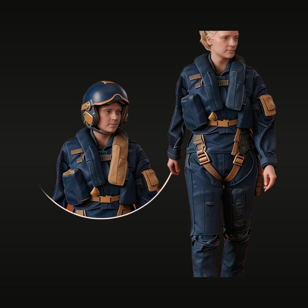 Sci-Fi Female Fighter Pilot with Helmet & Flight Suit 1/72 Resin Figure Kit (2-Pack)