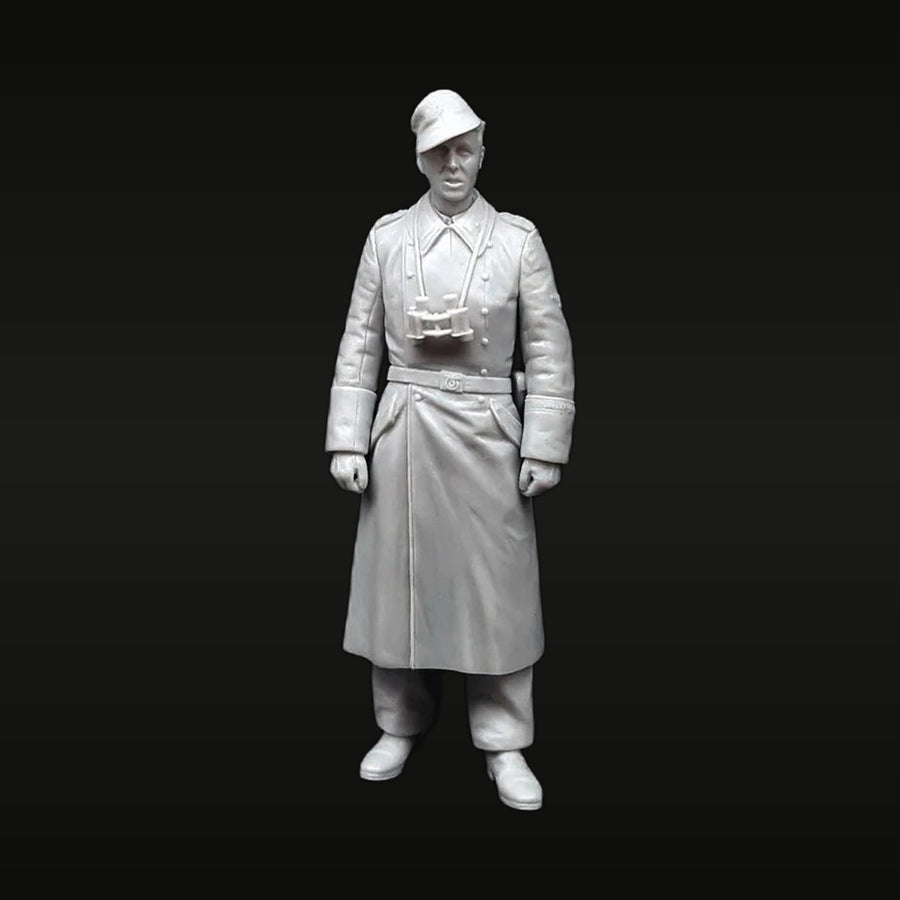 WWII German Officer in Winter Greatcoat with Binoculars 1/35 Resin Figure Kit - unpainted resin model kit