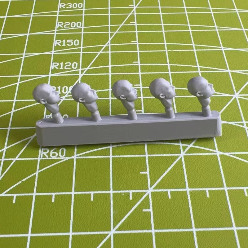 Male Head Replacement Conversion Set 28mm Resin Miniature Bust Kit - resin model view 3