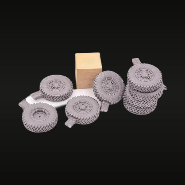 1/35 Military Vehicle Wheel and Tire Set (Resin Accessory)