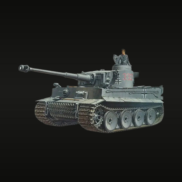 WWII German Tiger I Tank with Tanker Bust 1/35 Resin Vehicle Kit