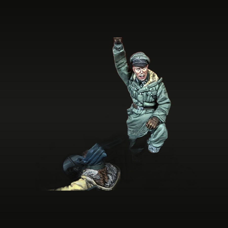 WWII German Grenadier Attack with Casualty 1/35 Resin Figure Set - unpainted resin model kit