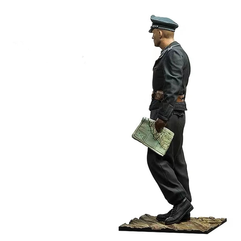 WWII German Luftwaffe Officer with Briefcase 1/35 Resin Figure Kit - resin model view 4