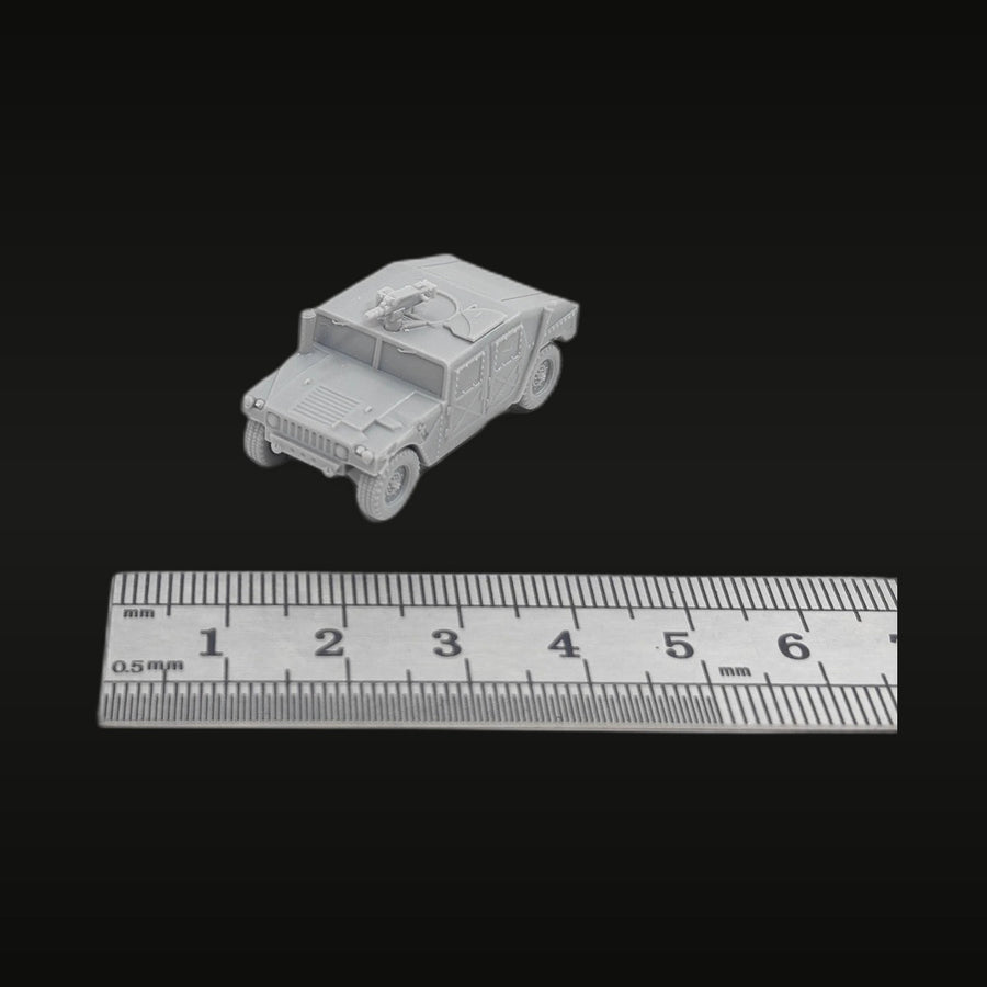 Modern US Military HMMWV 1/72 Resin Vehicle Kit - unpainted resin model kit