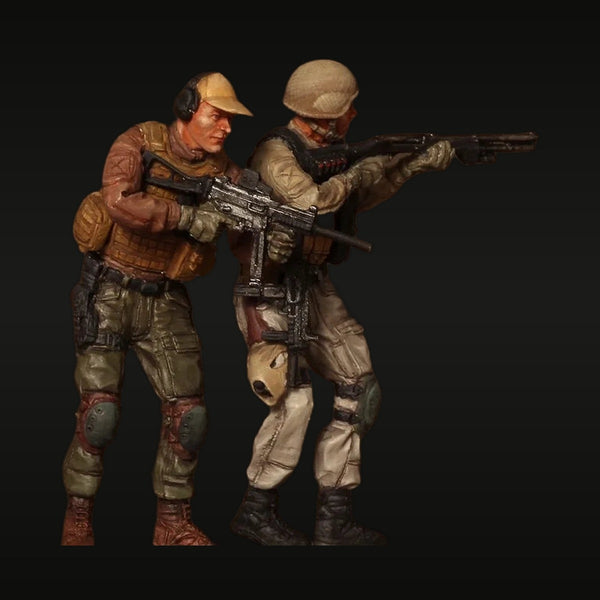 Modern Military Operators in Action 1/35 Resin Figure Set