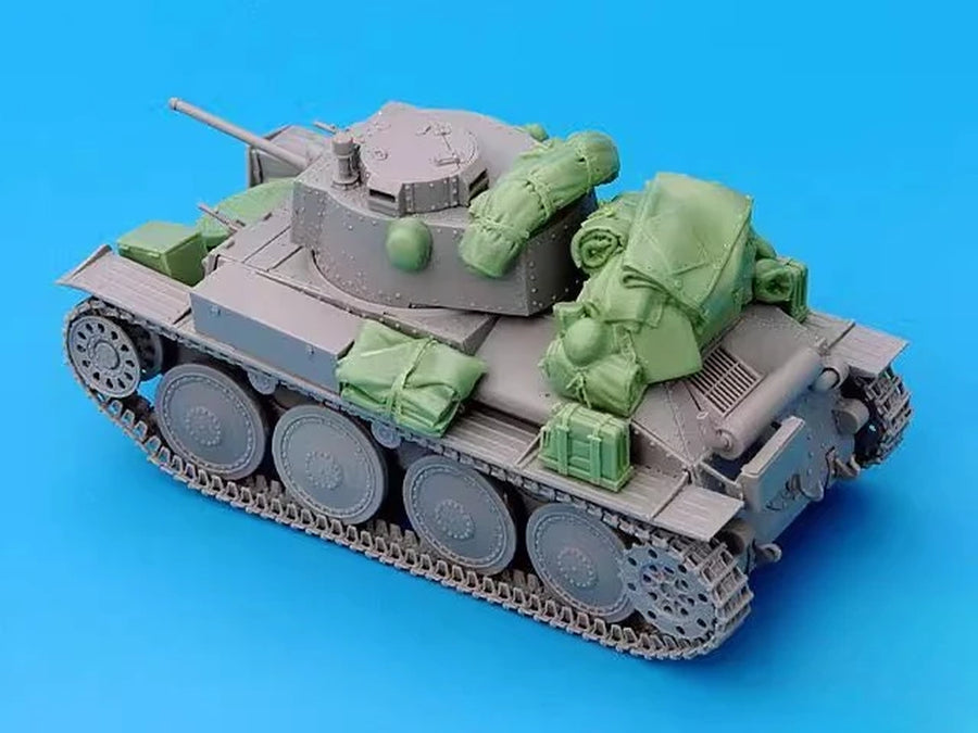 WWII German Panzerkampfwagen 38(t) Tank 1/35 Resin Vehicle Kit - resin model view 2