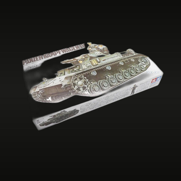 WWII German Panzer Kampfwagen IV Medium Tank 1/35 Plastic Model Kit