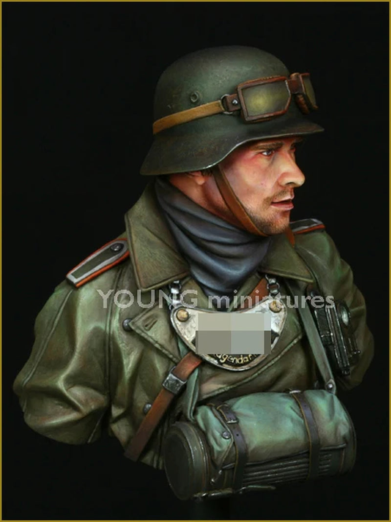 WWII German Infantry Soldier with K98 Rifle 1/10 Resin Bust - resin model view 3