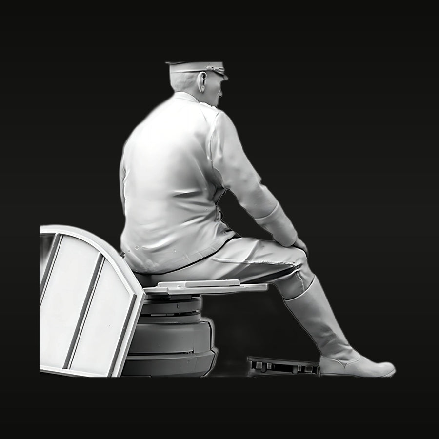 WWII German Officer Seated in Chair 1/16 Resin Figure Kit - unpainted resin model kit