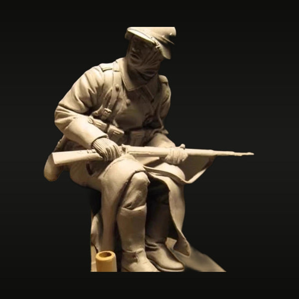 WWI American Soldier Sitting with Rifle 1/16 Resin Figure Kit