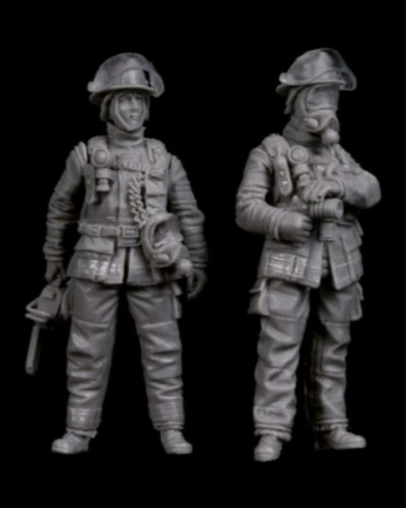 Modern US Special Forces Operator with M4 Rifle 1/35 Resin Figure Kit - resin model view 2
