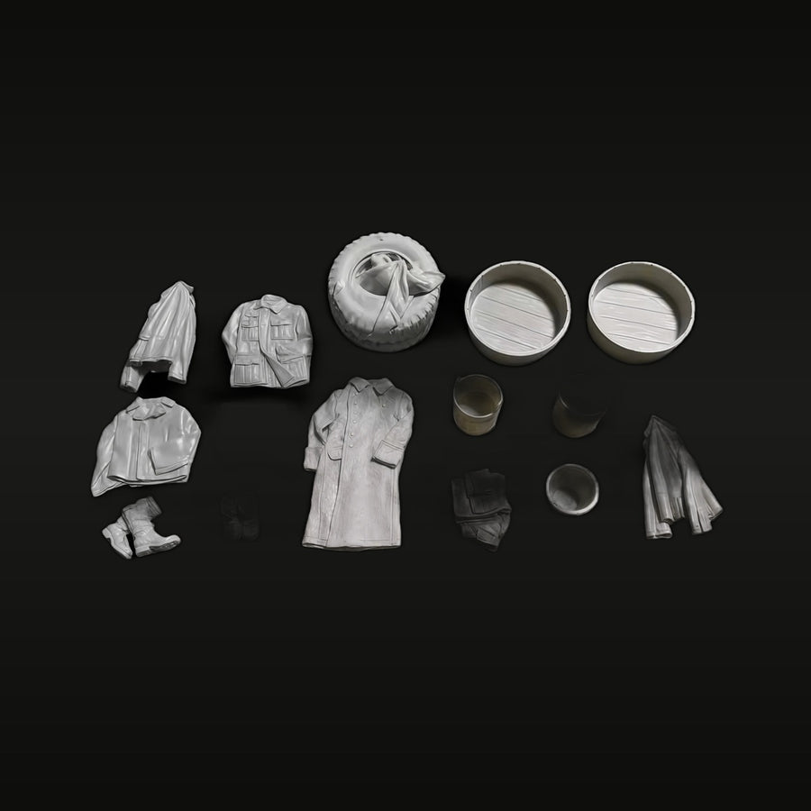 WWII Military Field Uniform & Accessory Parts Set 1/35 Resin Kit - unpainted resin model kit