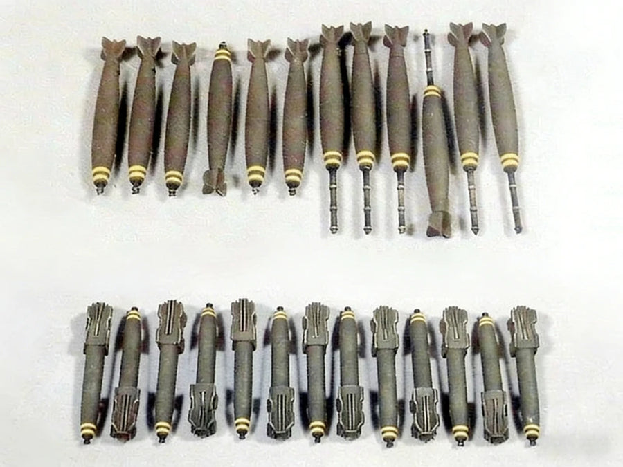 US Mk.82 500lb Bombs with Ordnance Set 1/48 Resin Kit - resin model view 2