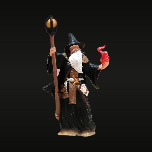 Fantasy Wizard with White Beard Conjuring Flames 75mm Resin Figure Kit