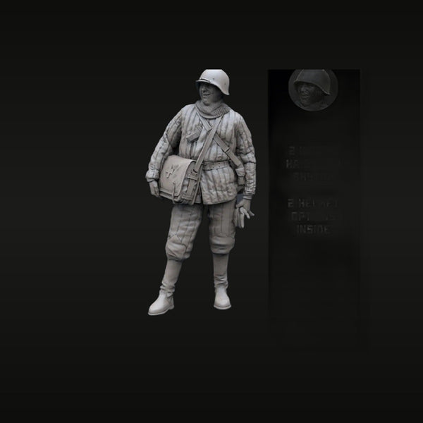 Soviet RKKA Medical Instructor Winter 1939-1945 1/35 Resin Figure
