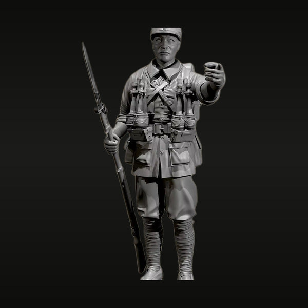WWII Chinese Eight Route Army Soldier with Rifle & Grenades 1/35 Resin Figure Kit