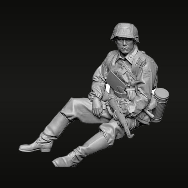 WWII German Soldier Seated with Kar98k 1/35 Resin Figure Kit