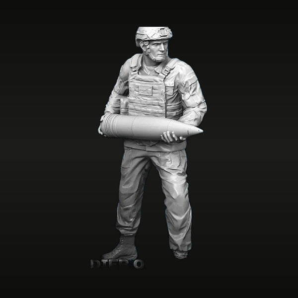 Modern US Artillery Ammo Handler with 155mm Shell 1/35 Resin Figure