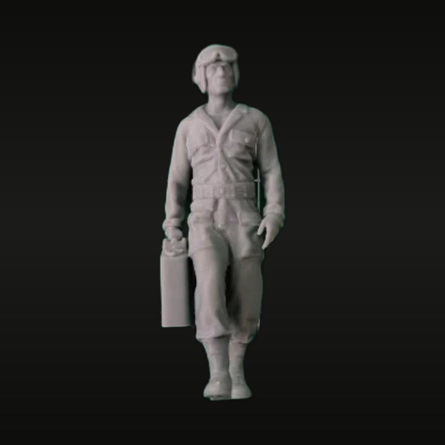 WWII US Tank Crewman with Jerry Can 1/35 Resin Figure Kit - unpainted resin model kit