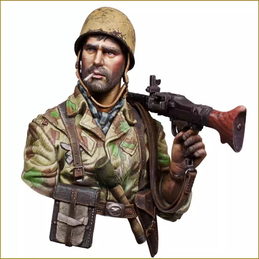 WWII Soldier with Submachine Gun 1/10 Resin Bust - resin model view 3