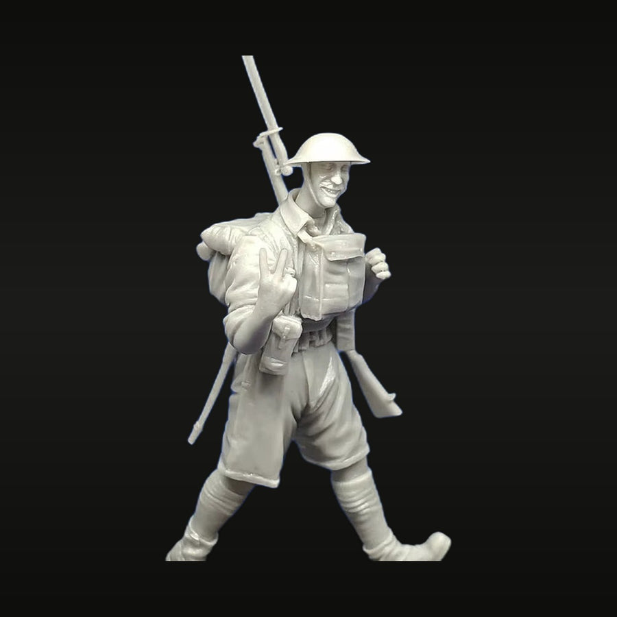 WWII British Desert Soldier Lee-Enfield with Bayonet 1/35 Resin Figure - unpainted resin model kit