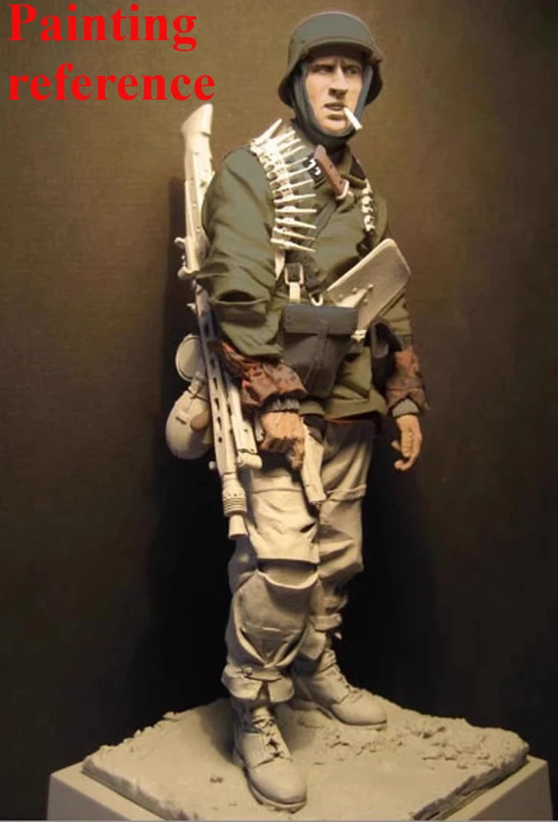 WWII German Rifleman with Ammunition Belt 1/16 Resin Figure Kit - unpainted resin model kit