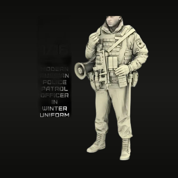 Modern Russian Police Patrol Officer Winter Uniform 1/16 Resin Figure