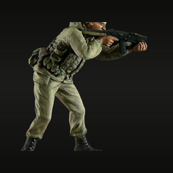 Modern Tactical Operator with MP5 Submachine Gun 1/35 Resin Figure Kit
