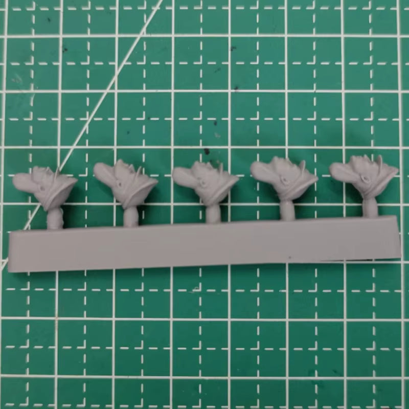 WWII Soviet Soldier Bust Heads 5-Pack 1/35 Resin Kit - resin model view 2
