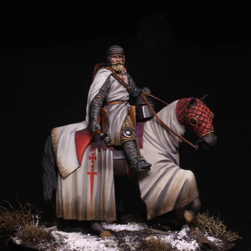 Medieval Crusader Knight on Horseback 1/32 Resin Figure Kit - resin model view 2