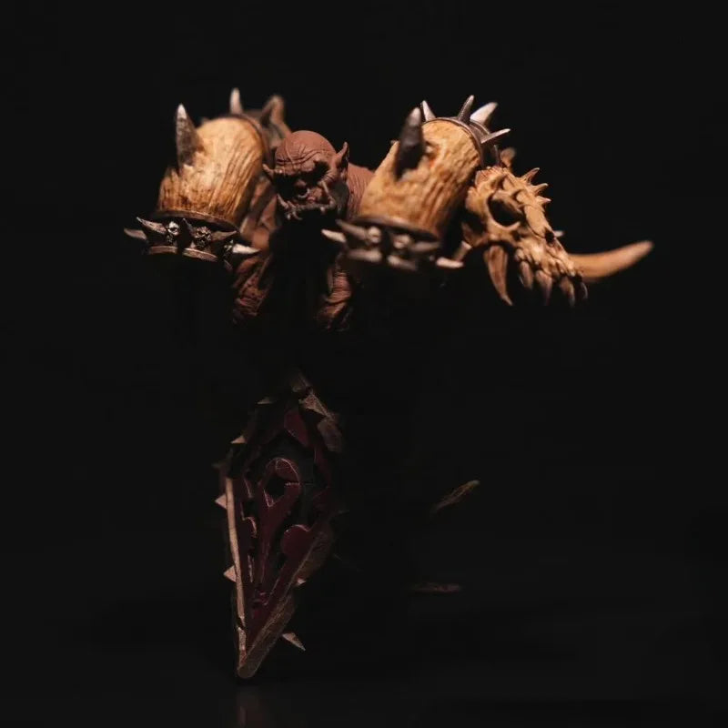 Hellscream Orc Warlord with Dual Axes 1/10 Resin Bust Kit - resin model view 3