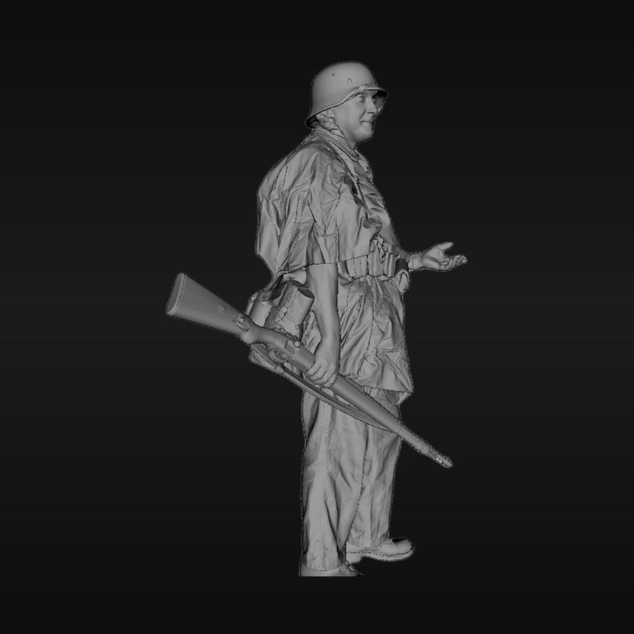 WWII German Panzergrenadier with Kar98k and Bayonet 1/35 Resin Figure Kit - unpainted resin model kit