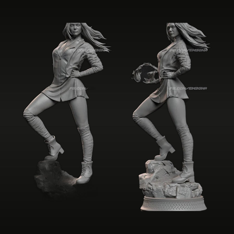 Fantasy Female Warrior with Shield 1/24 Resin Figure Kit - unpainted resin model kit