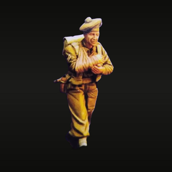 WWII British North Africa Infantryman Beret 1/35 Resin Figure Kit