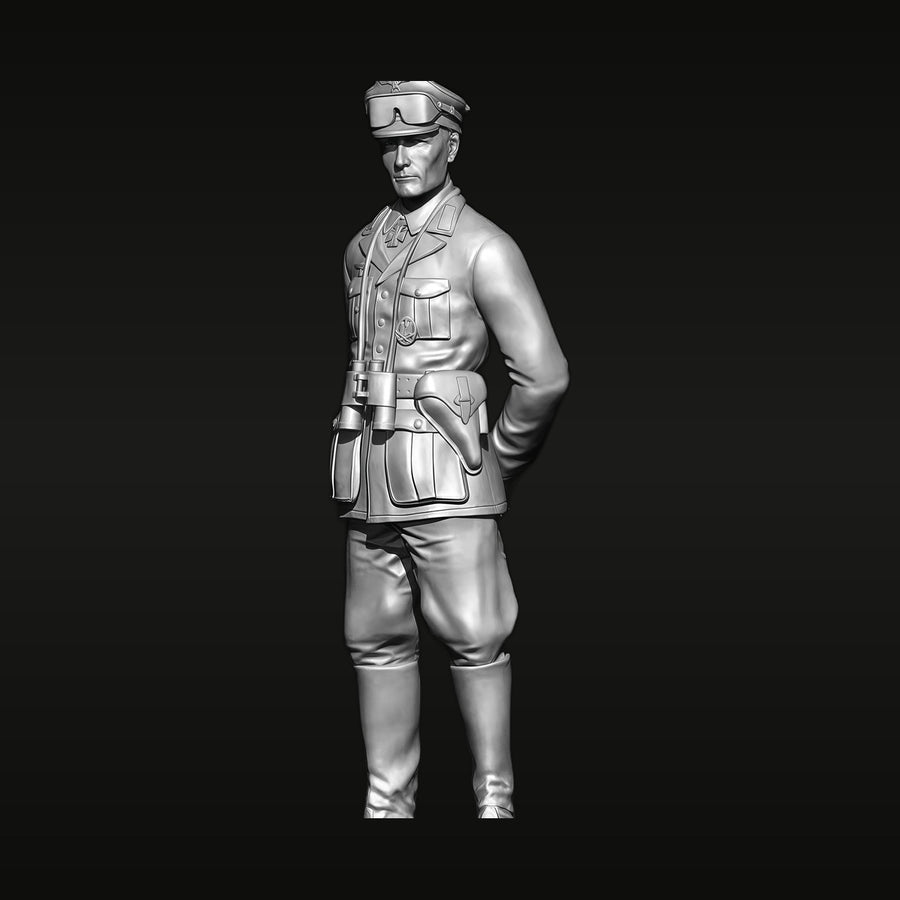 WWII German Wehrmacht Officer 1/35 Resin Figure Kit - unpainted resin model kit