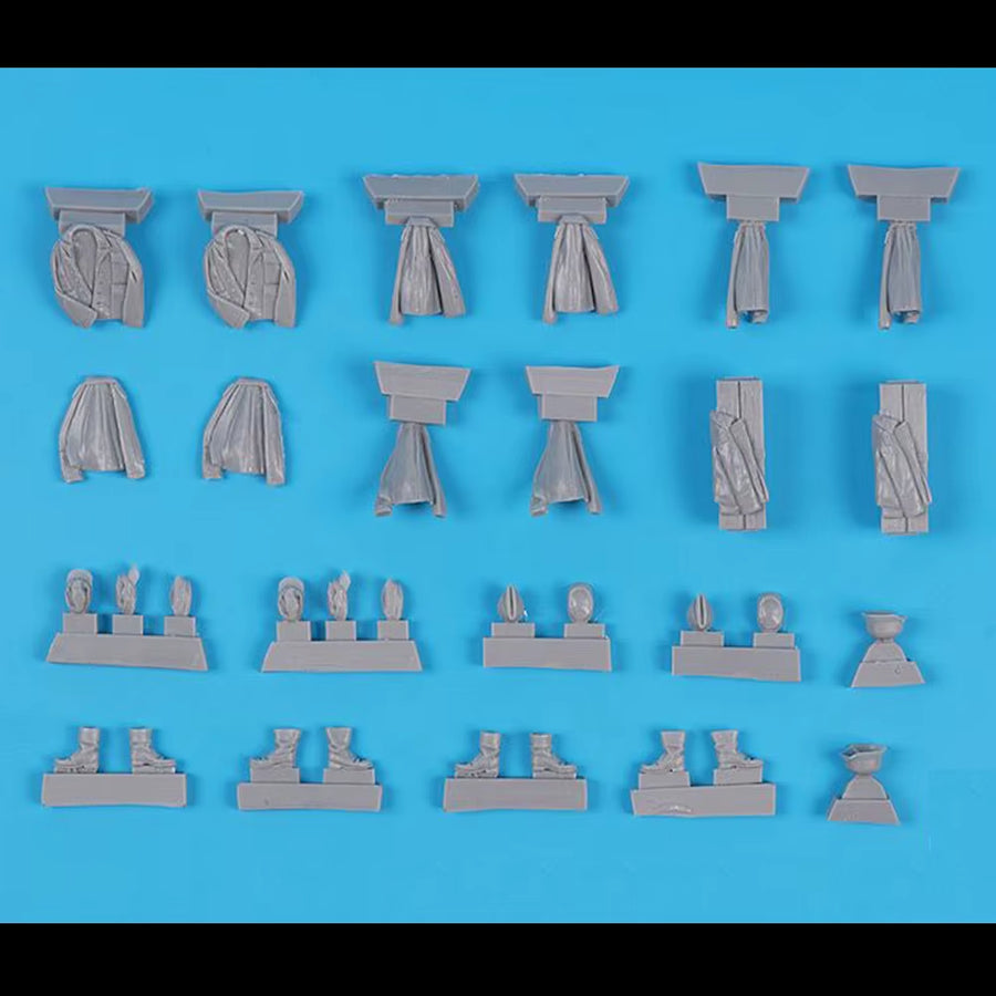 WWII Soldier Field Gear & Equipment Set 1/35 Scale Resin Kit - resin model view 2