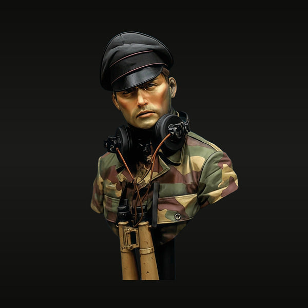 WWII German Panzer Tank Crew Commander 1/10 Resin Bust Kit