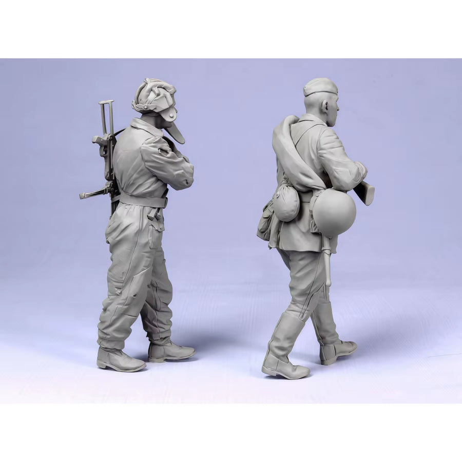 1/35 Resin Unpainted Model Kit, Military Theme, WWII Soviet Infantry and Tank Crew Unassembled and Unpainted GK