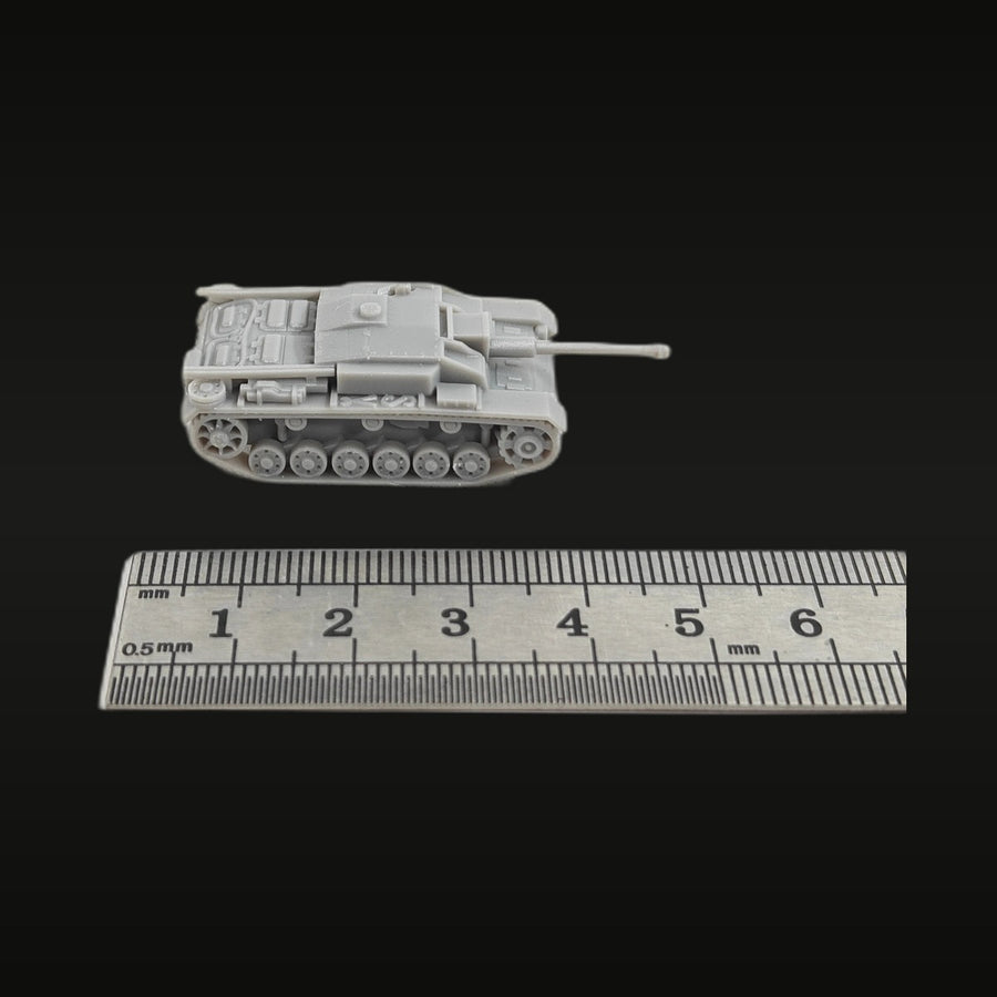 WWII German StuG III Ausf F Tank Destroyer 1/144 Resin Vehicle Kit - unpainted resin model kit