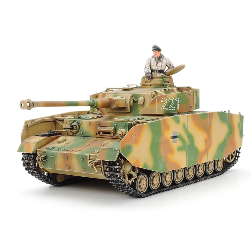 WWII German Panzer IV Ausf.H Tank with Crew 1/35 Resin Vehicle Kit - resin model view 2