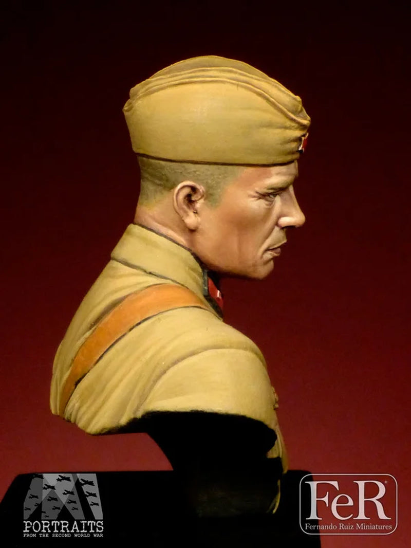 Resin Kit X-113 Resin Bust of Lieutenant Barbarossa