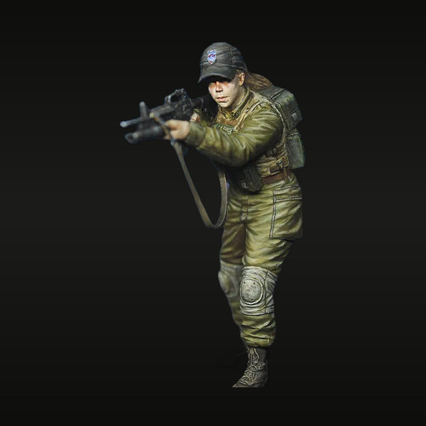 Modern Female Soldier Aiming Assault Rifle with UGL 1/35 Resin Figure Kit