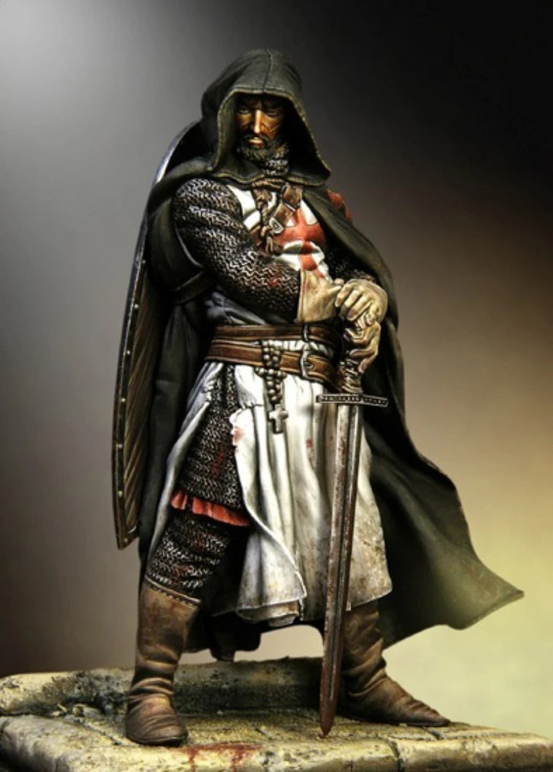 Medieval Knight with Shield and Cloak 90mm Resin Figure Kit - resin model view 2
