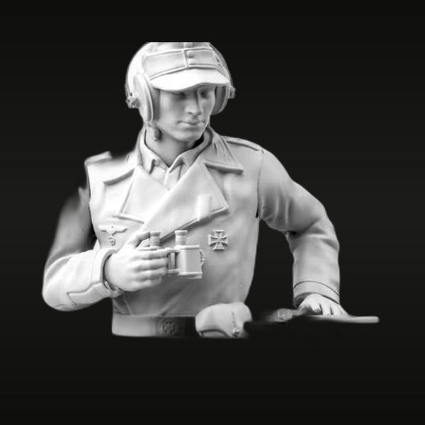 WWII German Panzer Officer with Binoculars 1/16 Resin Bust Kit
