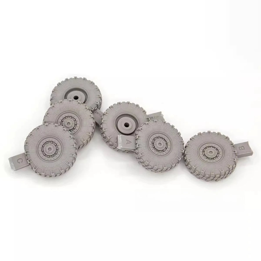 1/35 Cast Resin Model Assembly Kit, GK, AMX-10 Wheeled Step Battle Gravity Resin Tires, Unpainted, Needs to Be Assembled