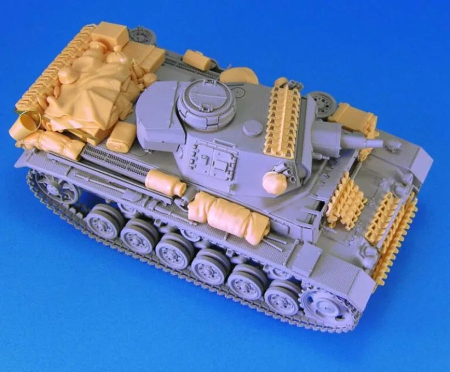 1/35 Scale Die-Cast Resin Model Assembled Kit German Pz.Kpfw.Iii Tank Stowage Set (No Tank) Unassembled and Unpainted